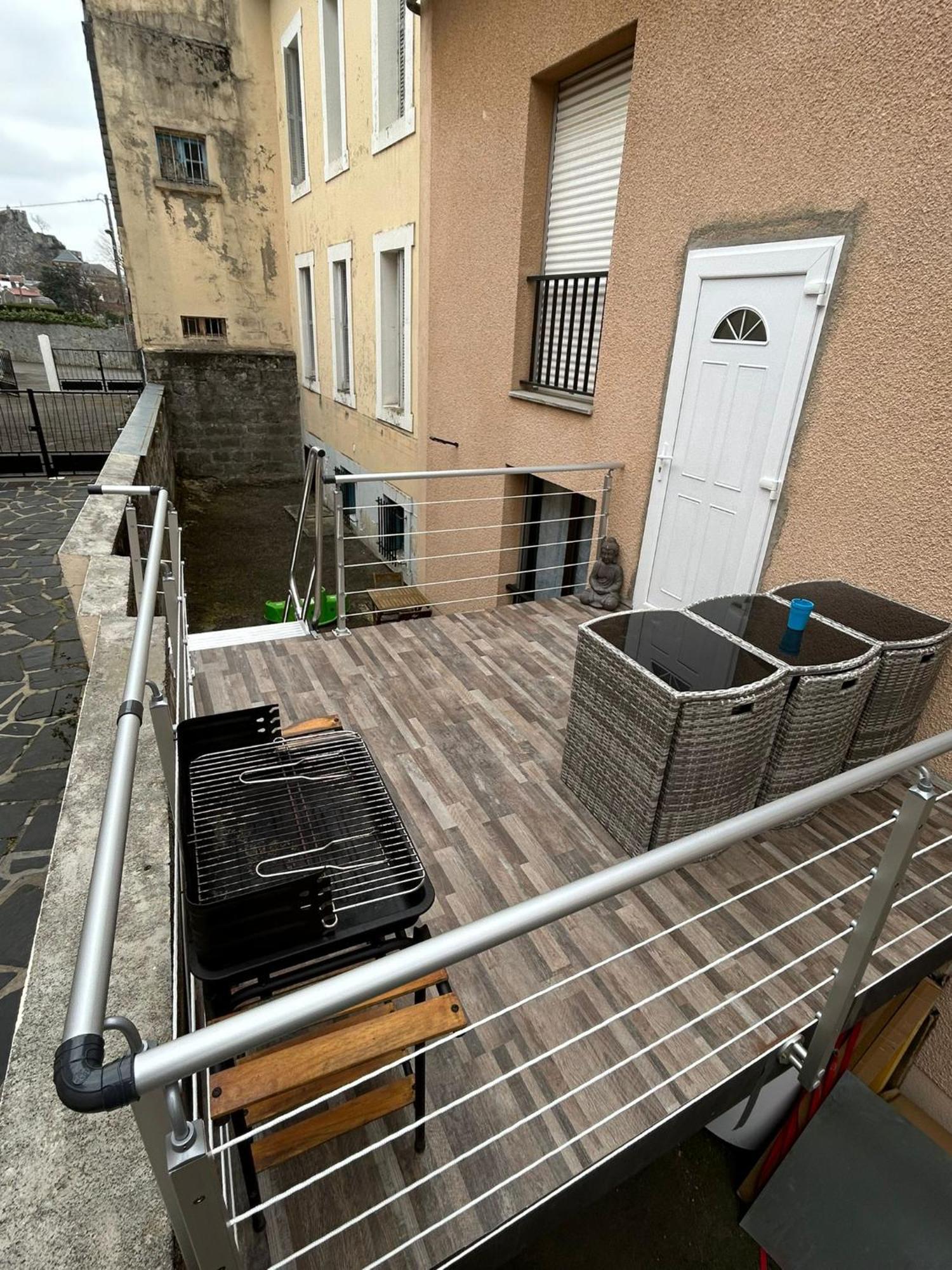 Reve Divin T2 En R/c Parking-bagagerie-salle Sport-barbecue * Lourdes